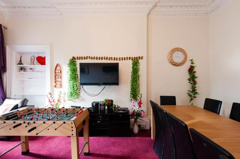 Edinburgh Central Roomz Aparthotel Exterior photo