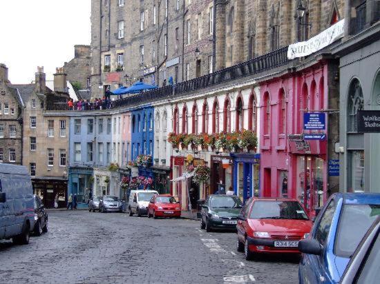 Edinburgh Central Roomz Aparthotel Exterior photo